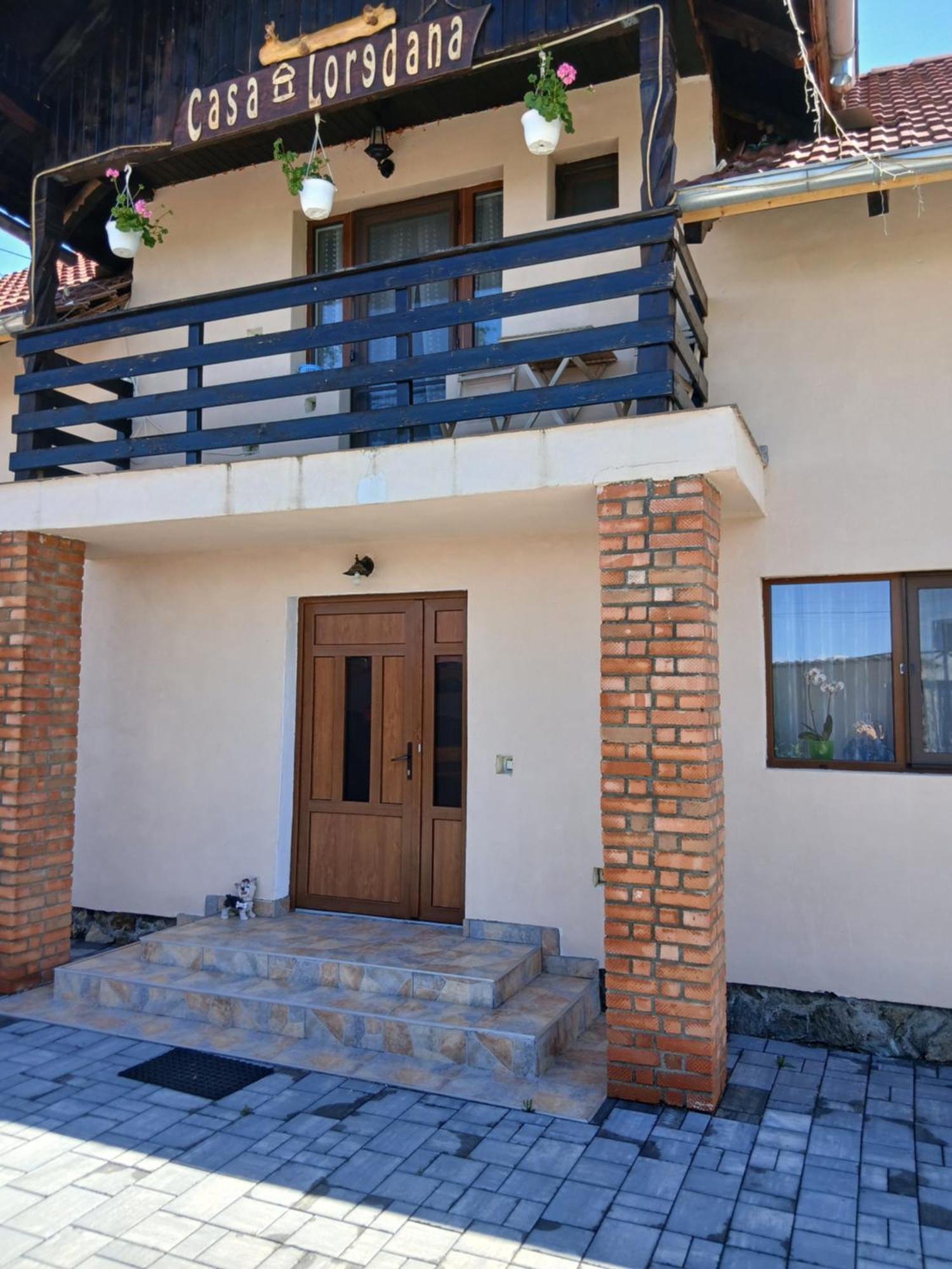 Casa Loredana Кырцишоара Экстерьер фото